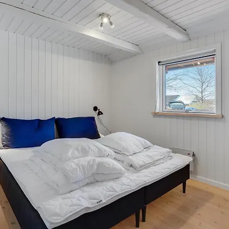 Holiday home 3 Bedroom Amazing In Hovborg