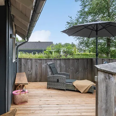 度假居 Three-bedroom In Hovborg